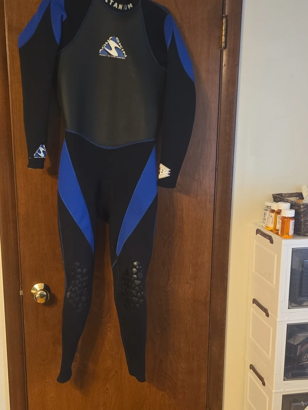 Titanium Men’s Full-Body Wetsuit - Black & Blue